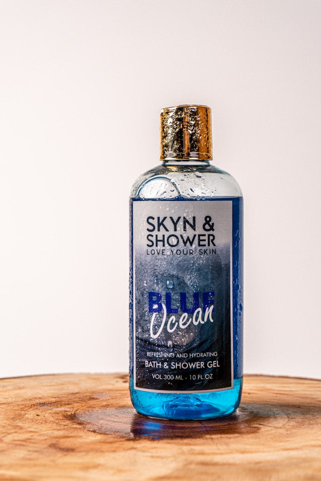 Bar Soap vs Body Wash: How to Choose Oatmeal, Shea Butter, Tea Tree, and Everyday Cleansers
