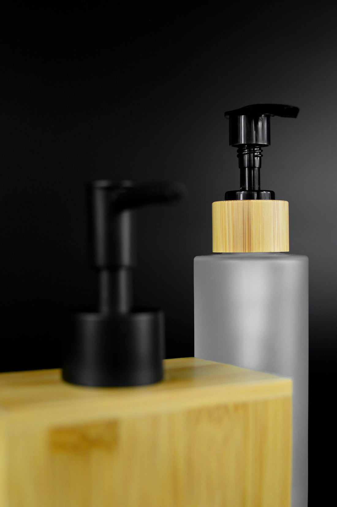 Foam Pump Bottles for Small Spaces: Bathroom and Travel Storage Tips