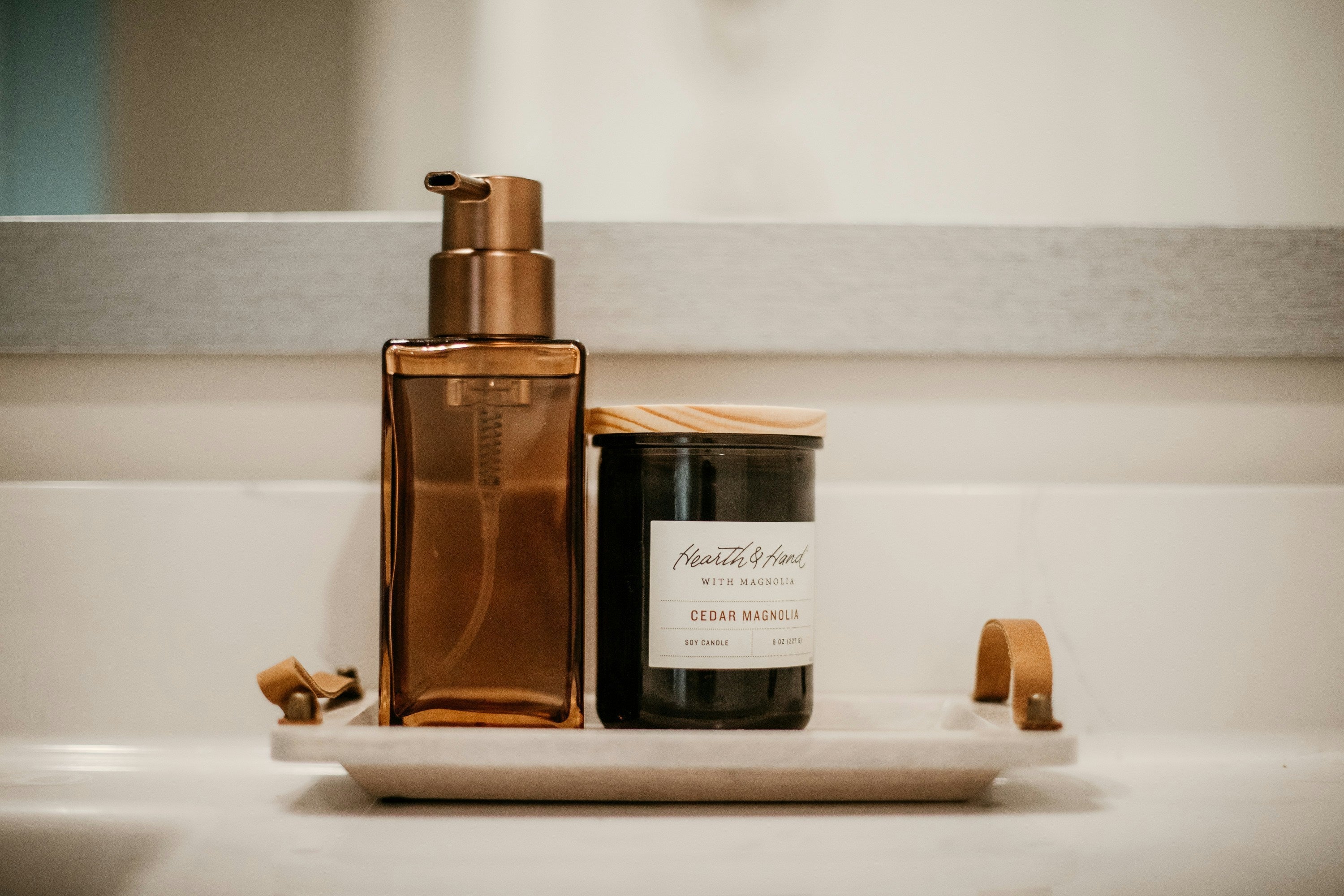 Refillable Foam Bottles for a More Efficient Bathroom Cleaning Routine