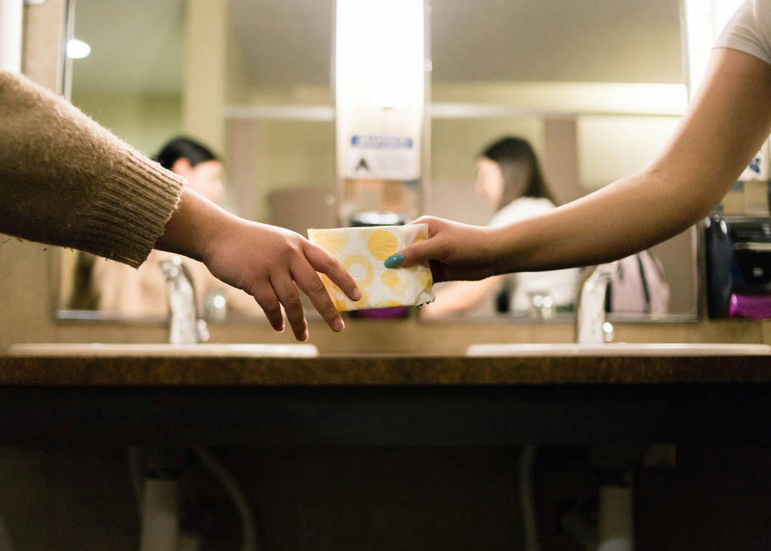 Refillable Foam Dispensers for Shared Bathrooms: Simple Organization Tips