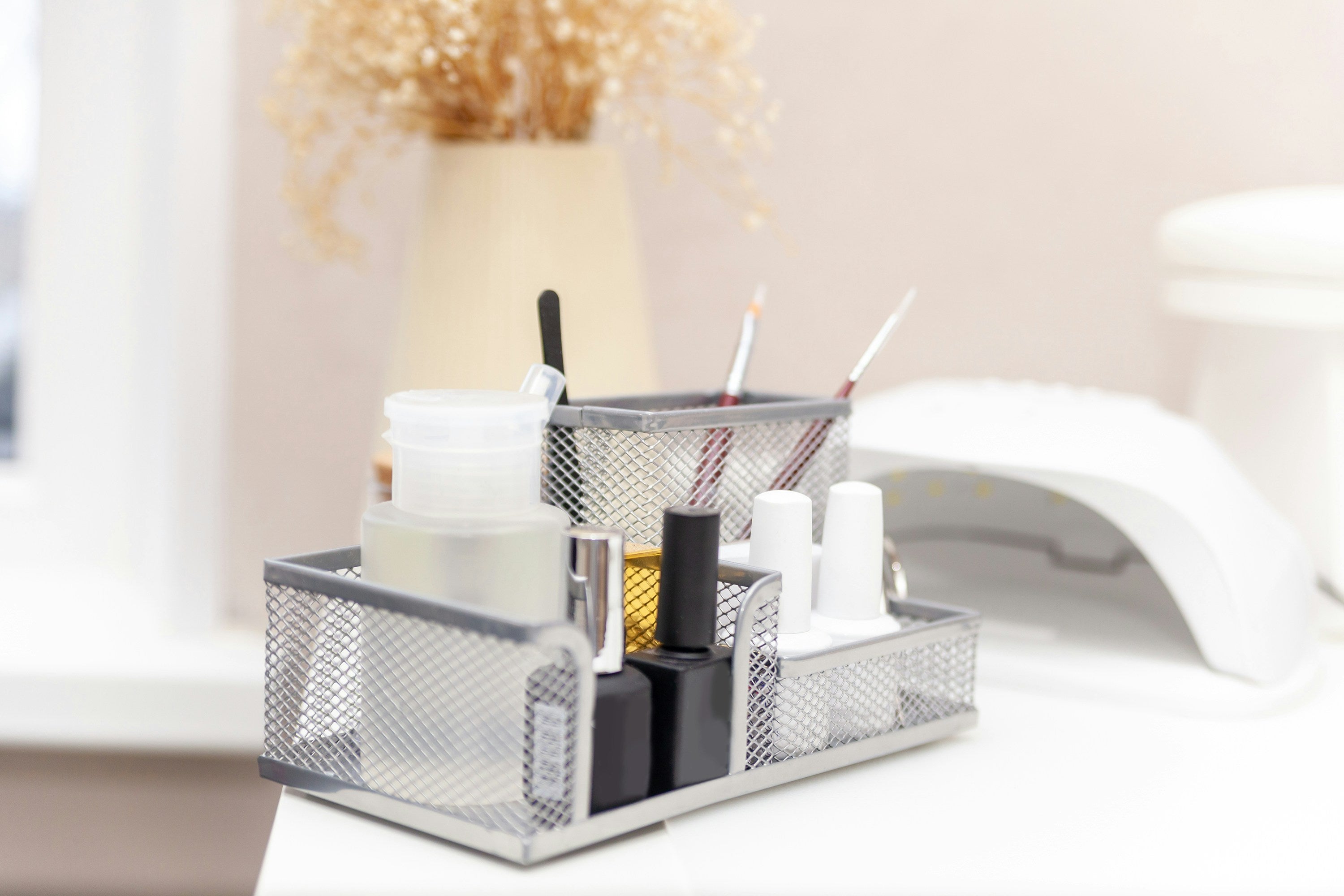 Clear and Decorative Makeup Storage: Choosing an Organizer That Fits Your Routine