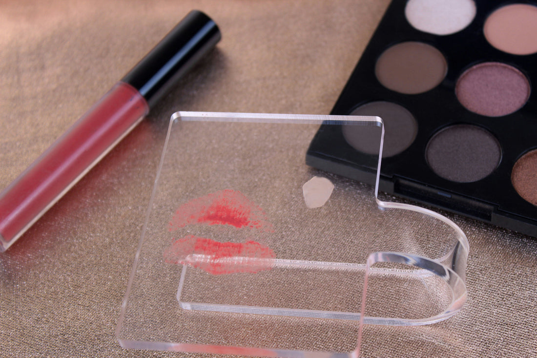 How to Organize Lipsticks, Brushes, and Small Cosmetics in Drawer Organizers