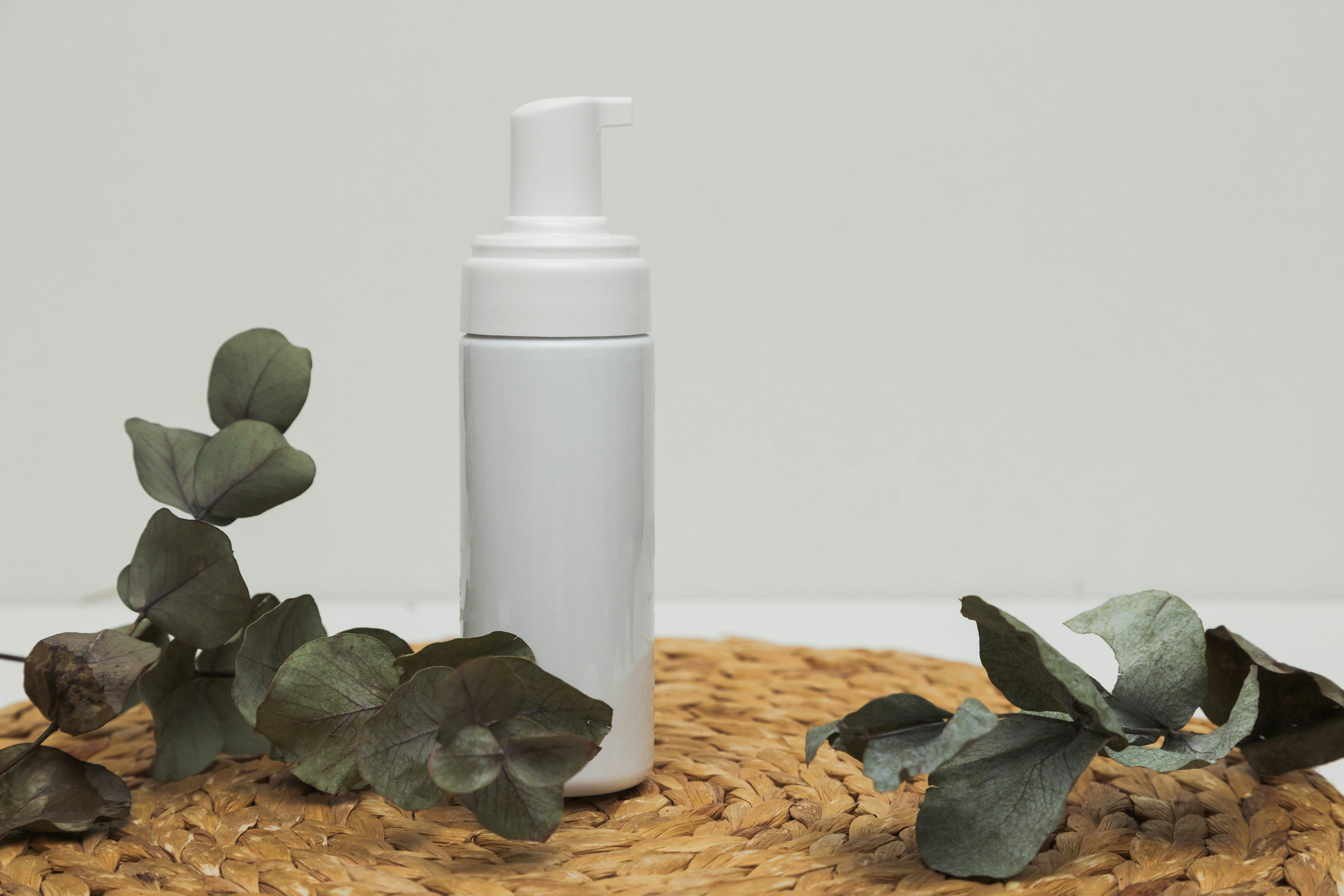 How to Use Refillable Foam Bottles for a More Portable Beauty Routine