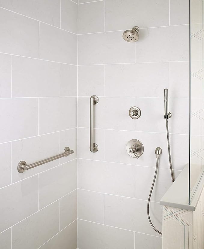 Delta Contemporary (1-Pack) 18' Shower Grab Bar ADA Compliant Matte Black 450 lb Capacity Bathroom Safety Handle for Shower, Bathtub | Wall Mounted Balance Assist, Handicap Grip 41818-BL