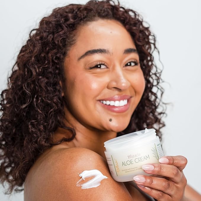 Deluvia Miracle Aloe Cream | Face & Body Moisturizer with Vitamin E & Organic Aloe Vera | Hydrating, Soothing for Dry Skin, Anti-Wrinkle, Acne Scars, Rosacea, Psoriasis, Eczema - 8 oz