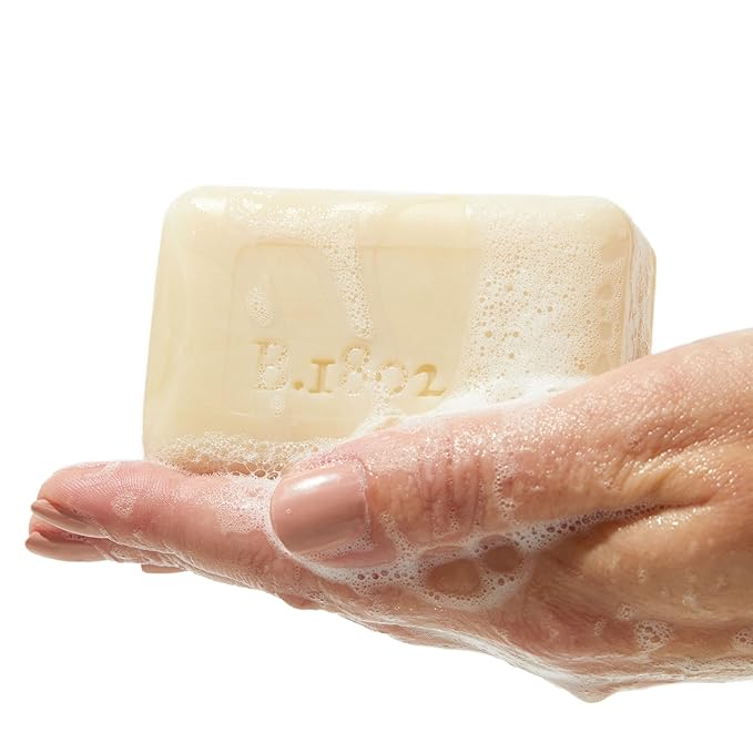 Beekman 1802 Lilac Dream Goat Milk Soap - 3.5 oz Each - Scented - Nourish, Moisturize & Hydrate - 100% Vegetable Soap with Lactic Acid - Triple Milled - for Sensitive Skin - Cruelty Free