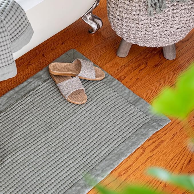 GILDEN TREE Bathroom Mat Absorbent Cotton Quick Dry for Shower, Bath & Bathtub Washable Thin, Modern Style (Sage Grey)